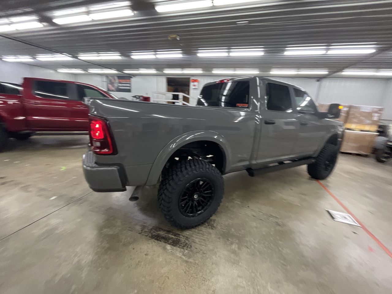 Vehicle Image 8