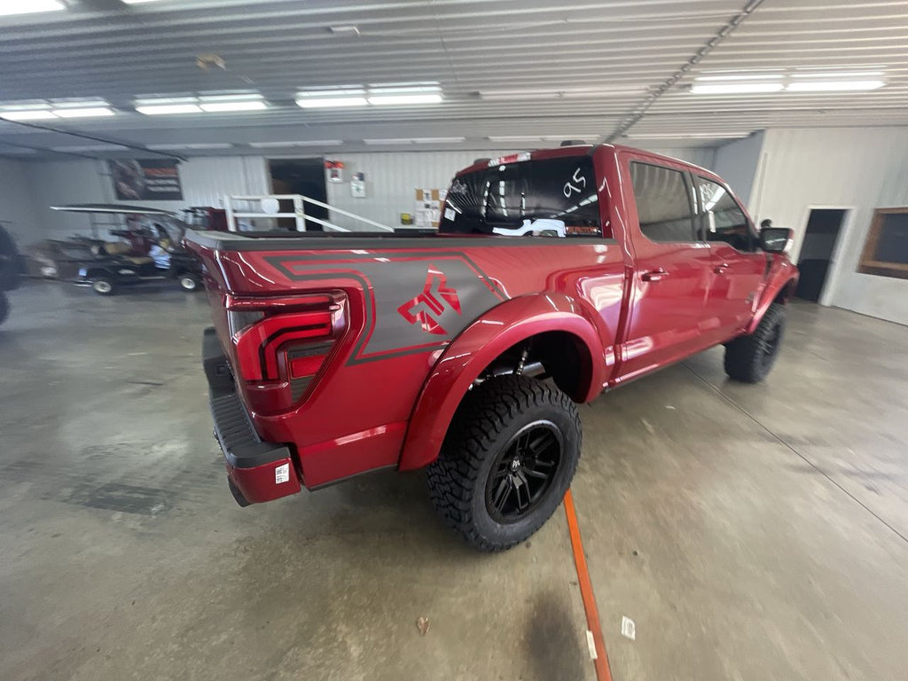 Vehicle Image 8