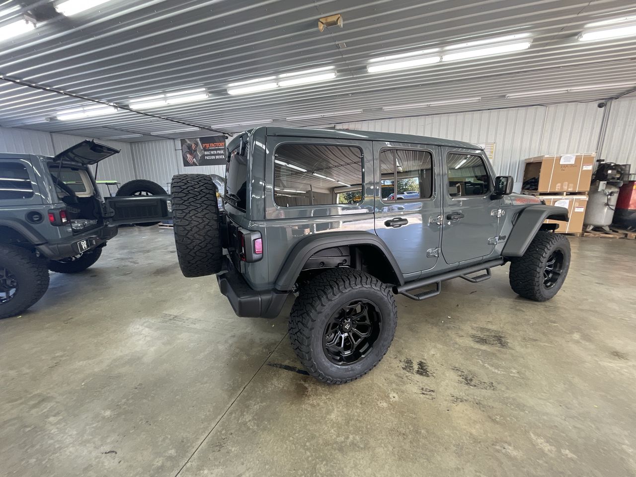 Vehicle Image 7