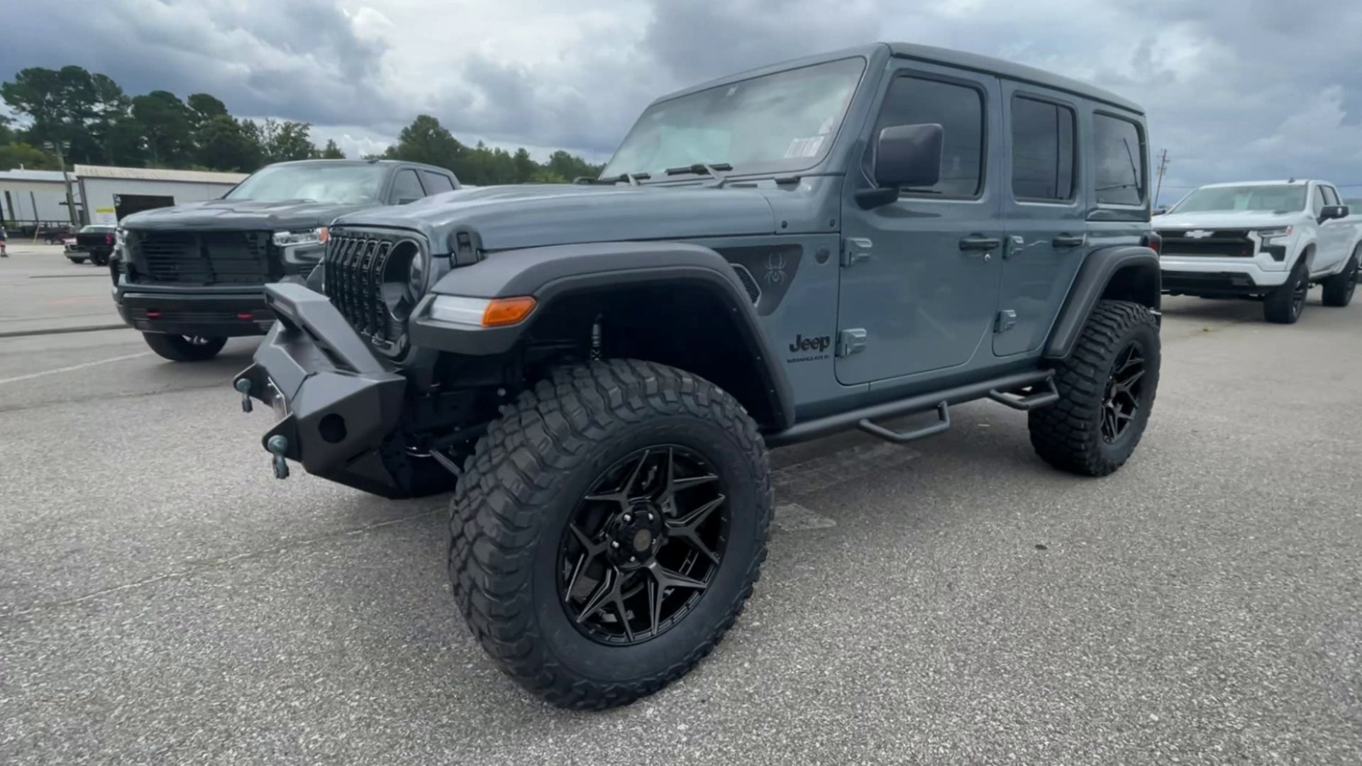 Vehicle Image 4