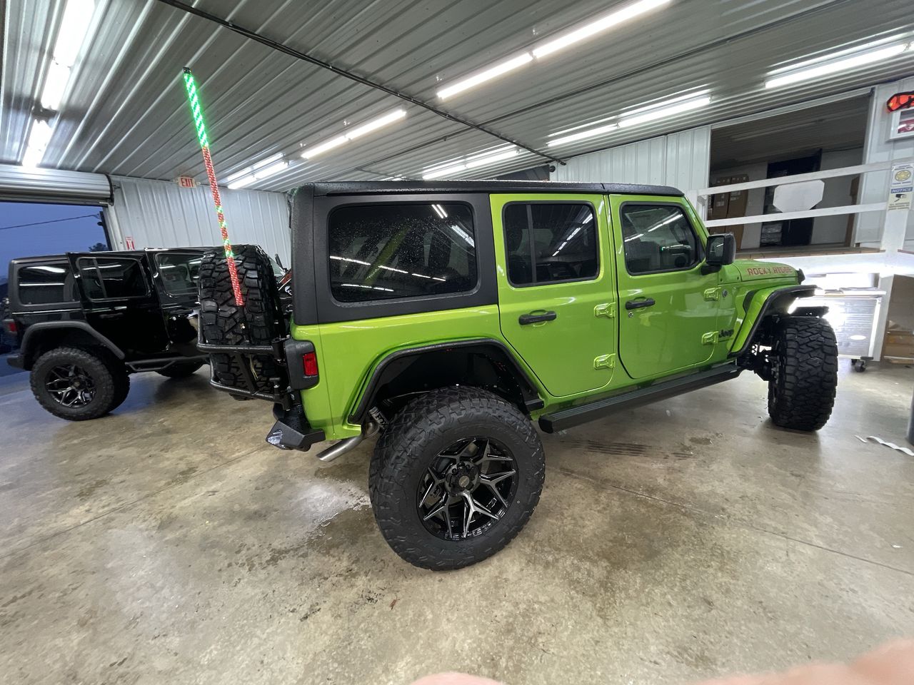 Vehicle Image 8