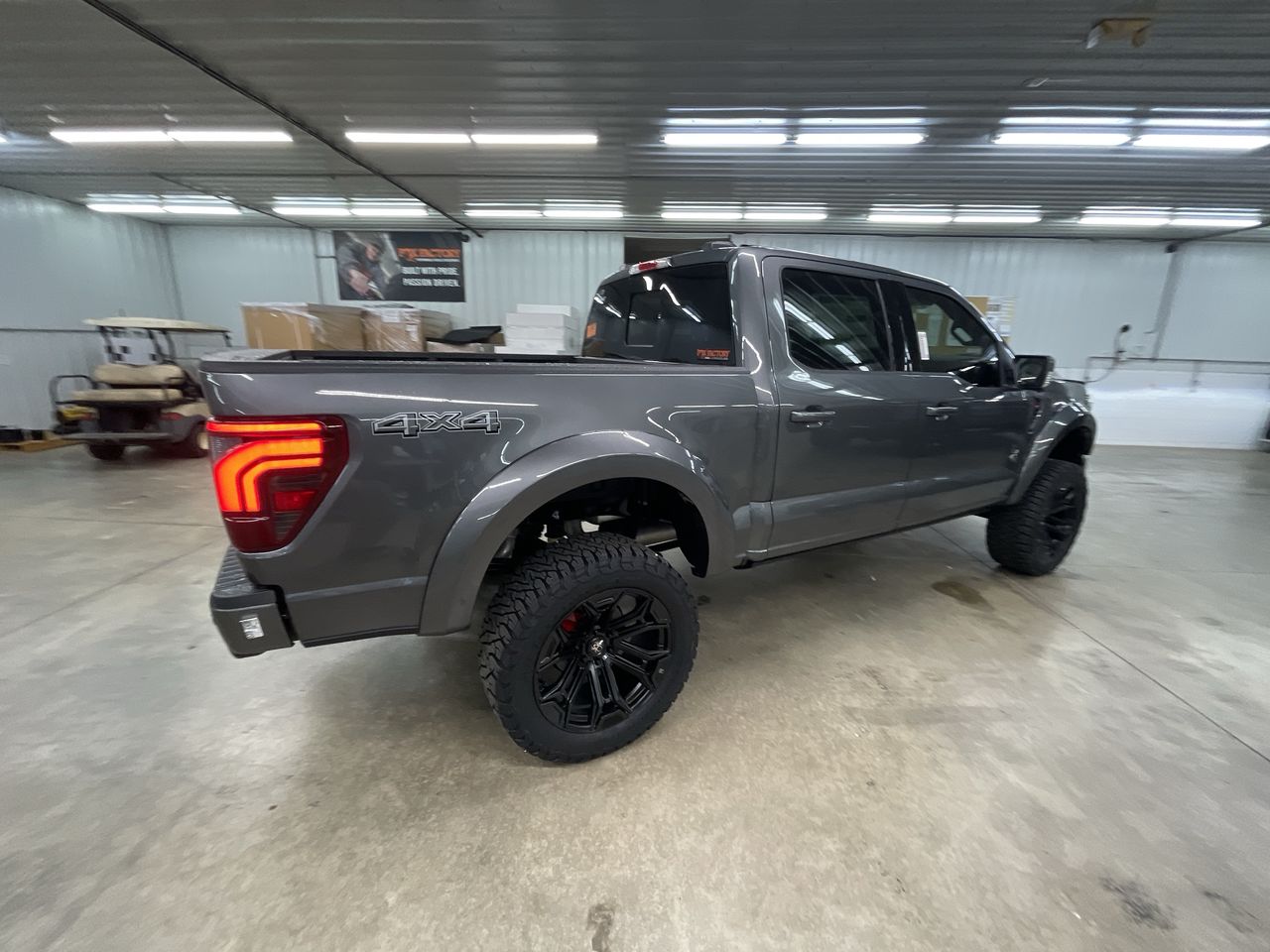 Vehicle Image 8