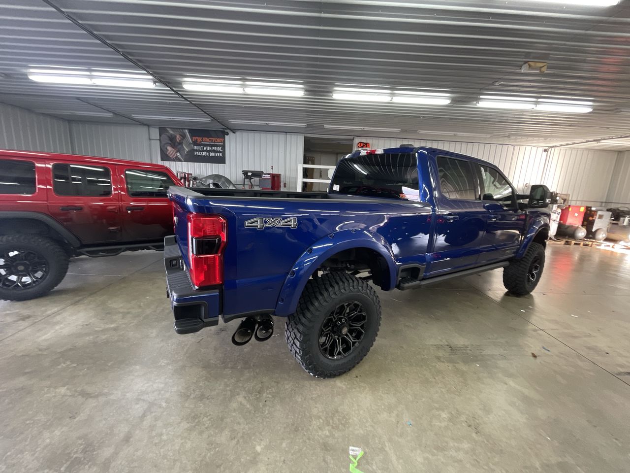 Vehicle Image 8
