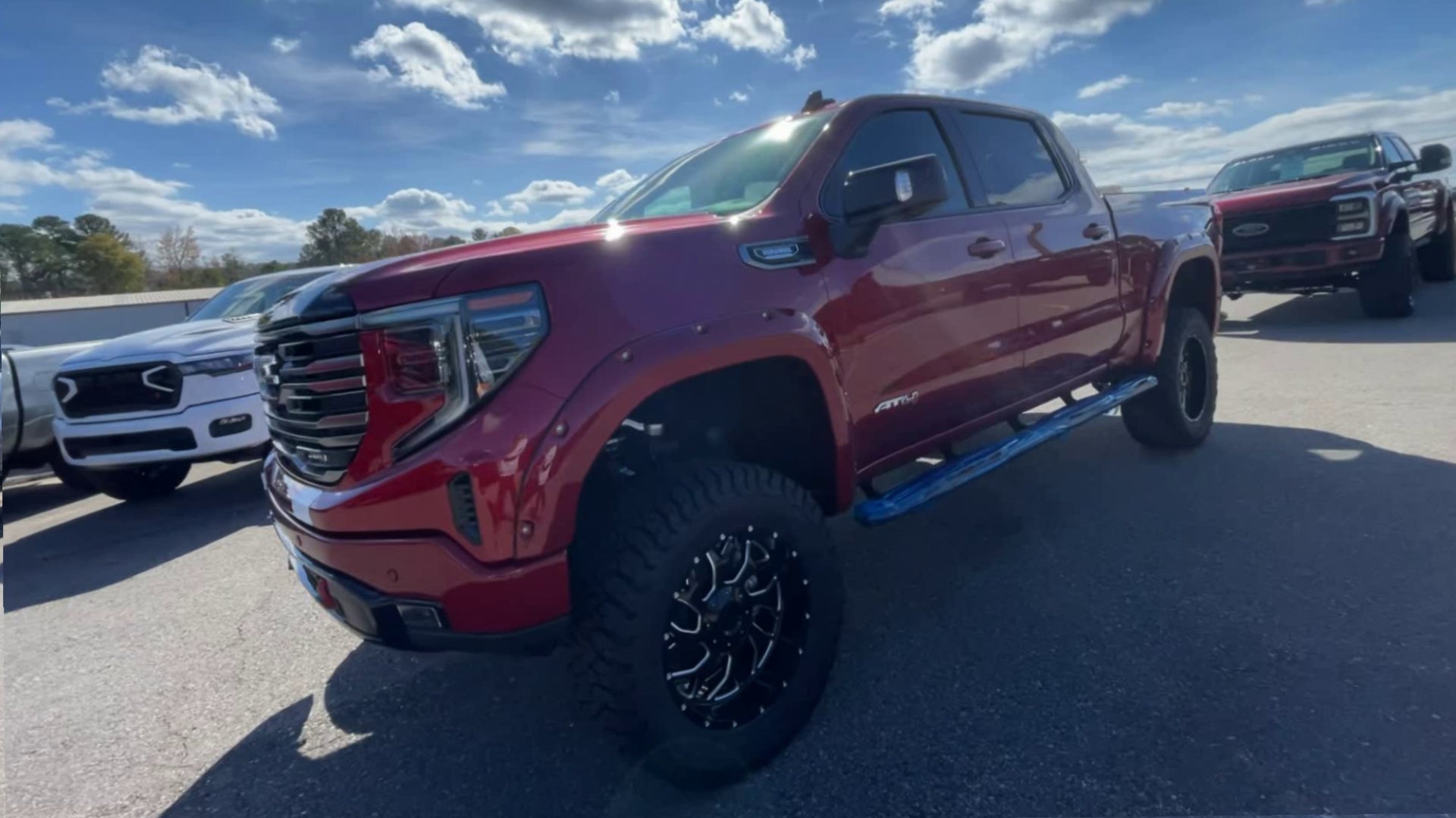 Vehicle Image 4