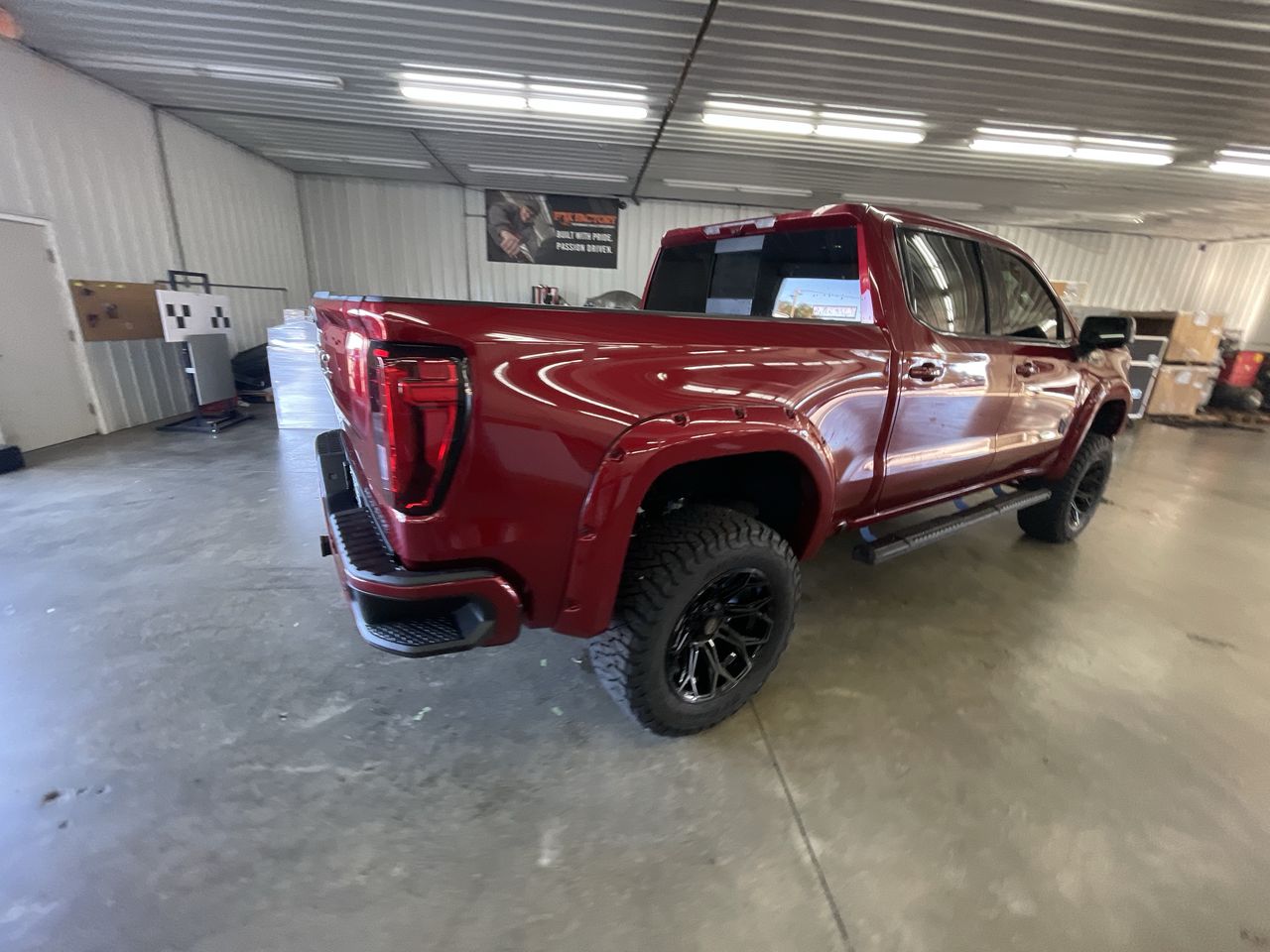 Vehicle Image 8