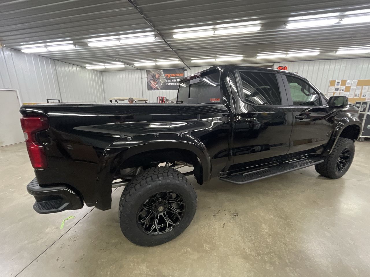 Vehicle Image 8