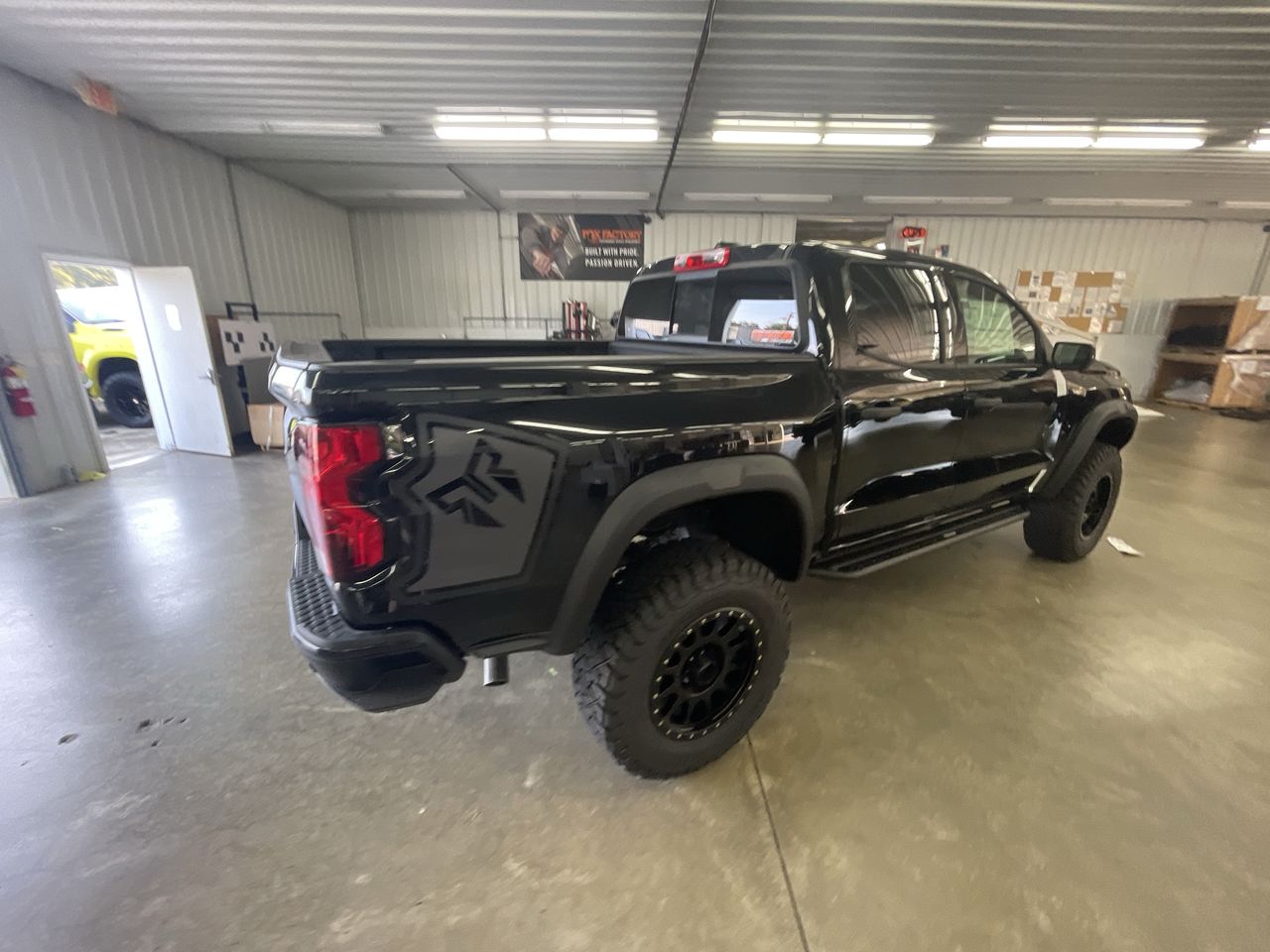 Vehicle Image 7