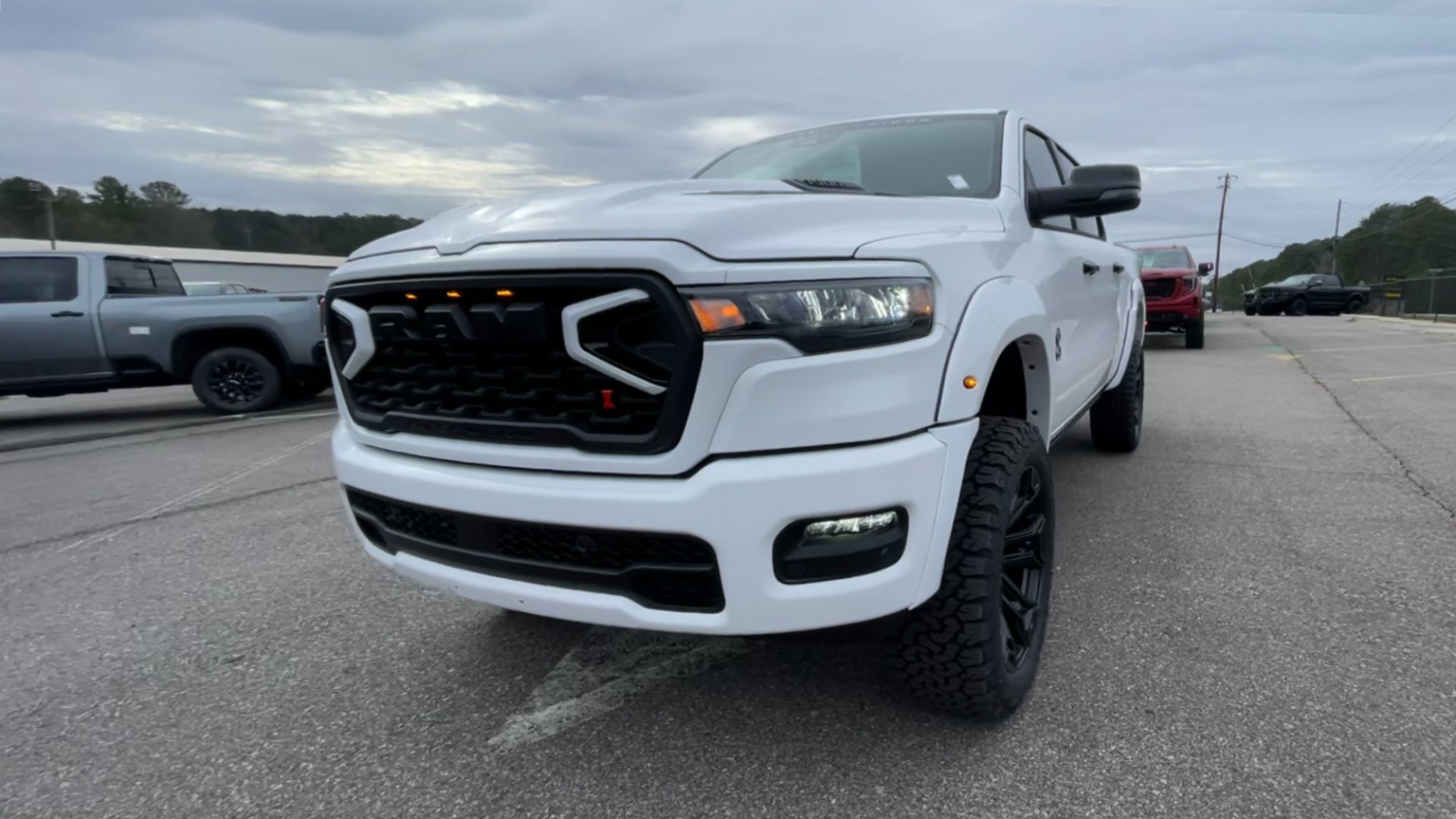 Vehicle Image 4