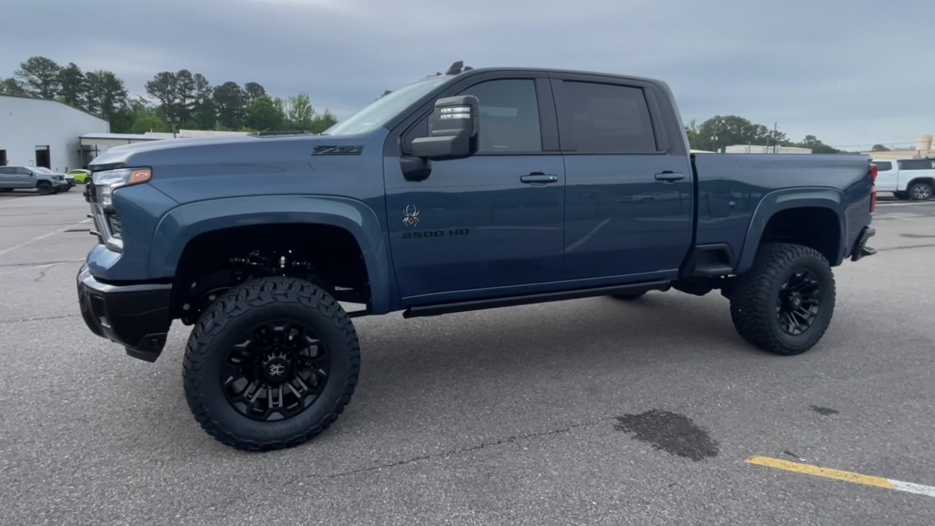 Vehicle Image 4