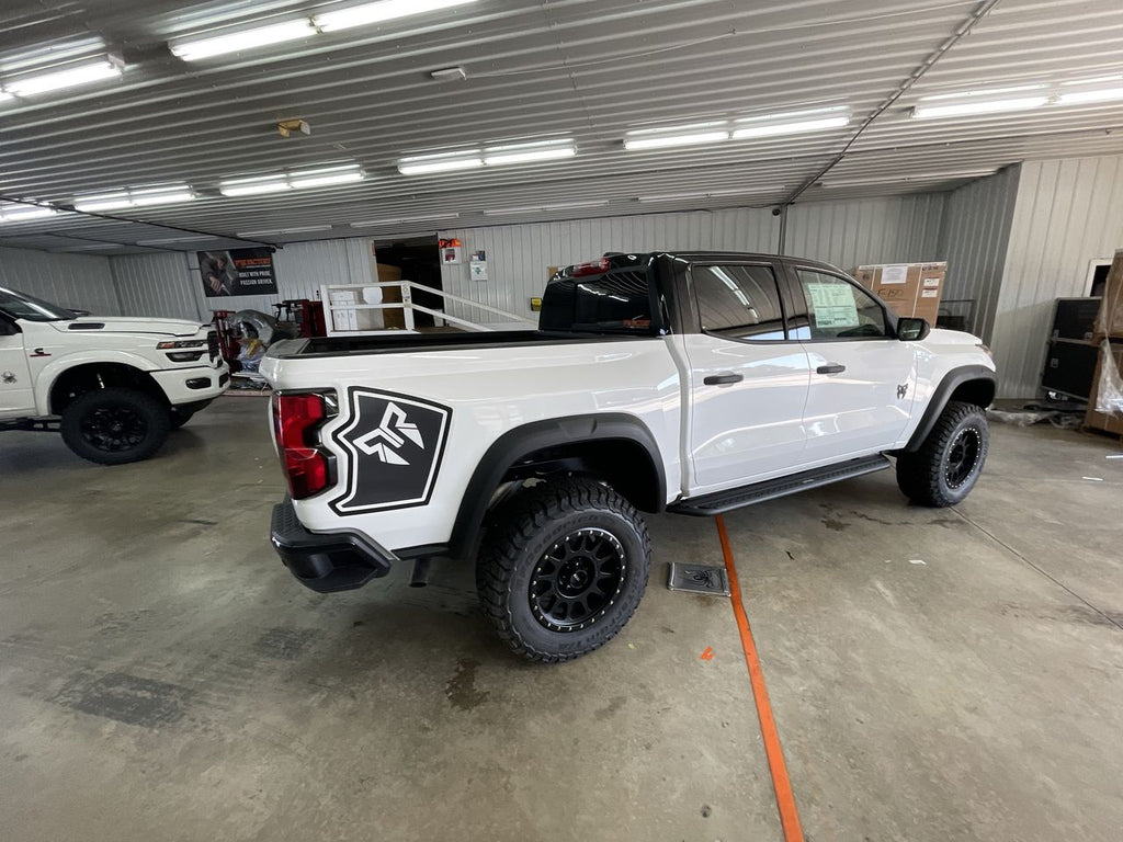 Vehicle Image 8