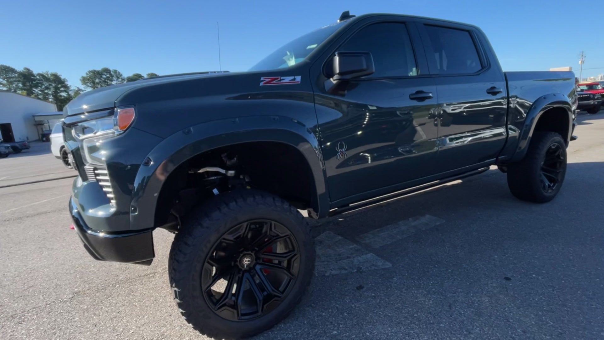 Vehicle Image 4