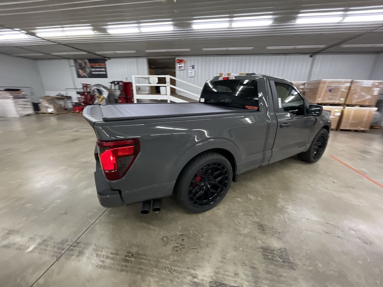 Vehicle Image 8