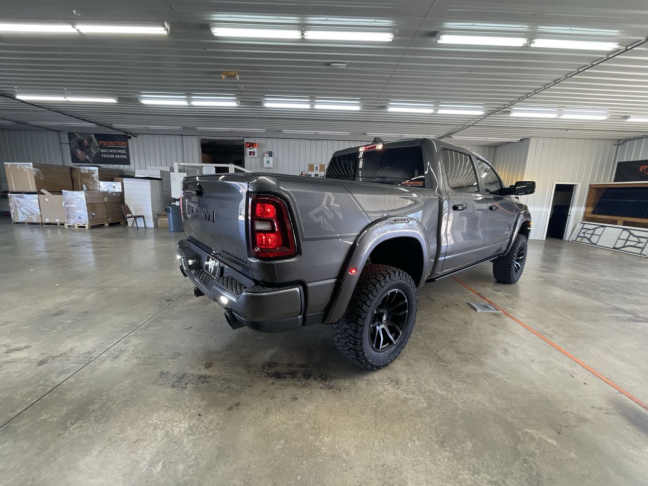 Vehicle Image 8