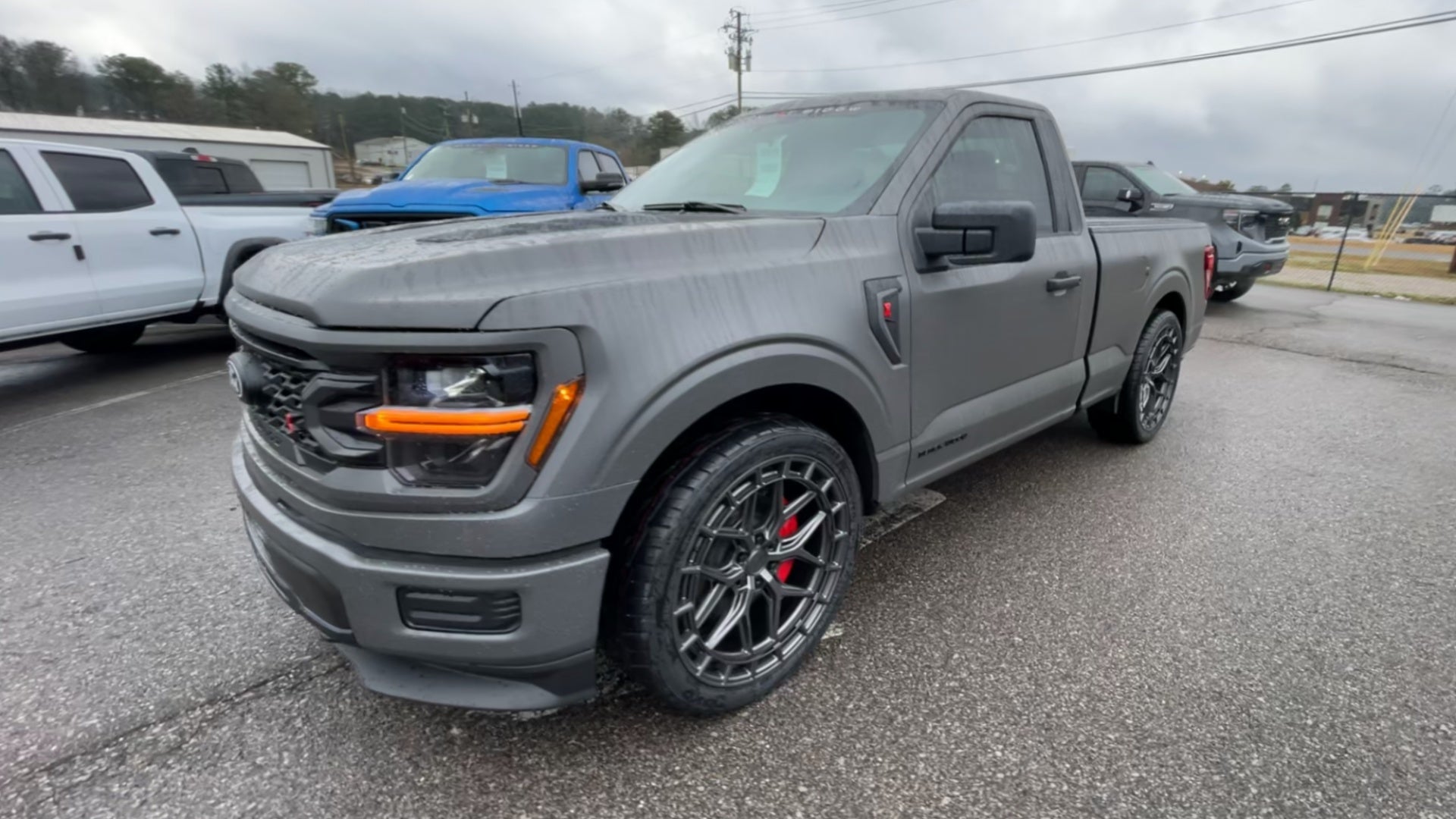 Vehicle Image 4