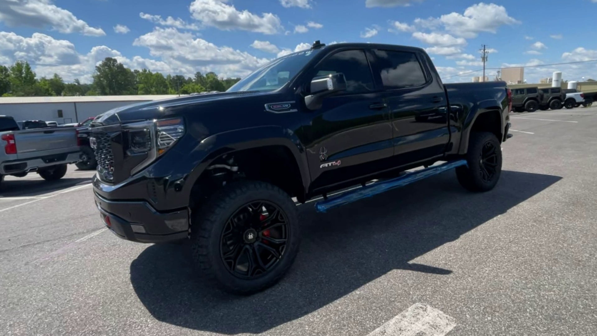 Vehicle Image 4