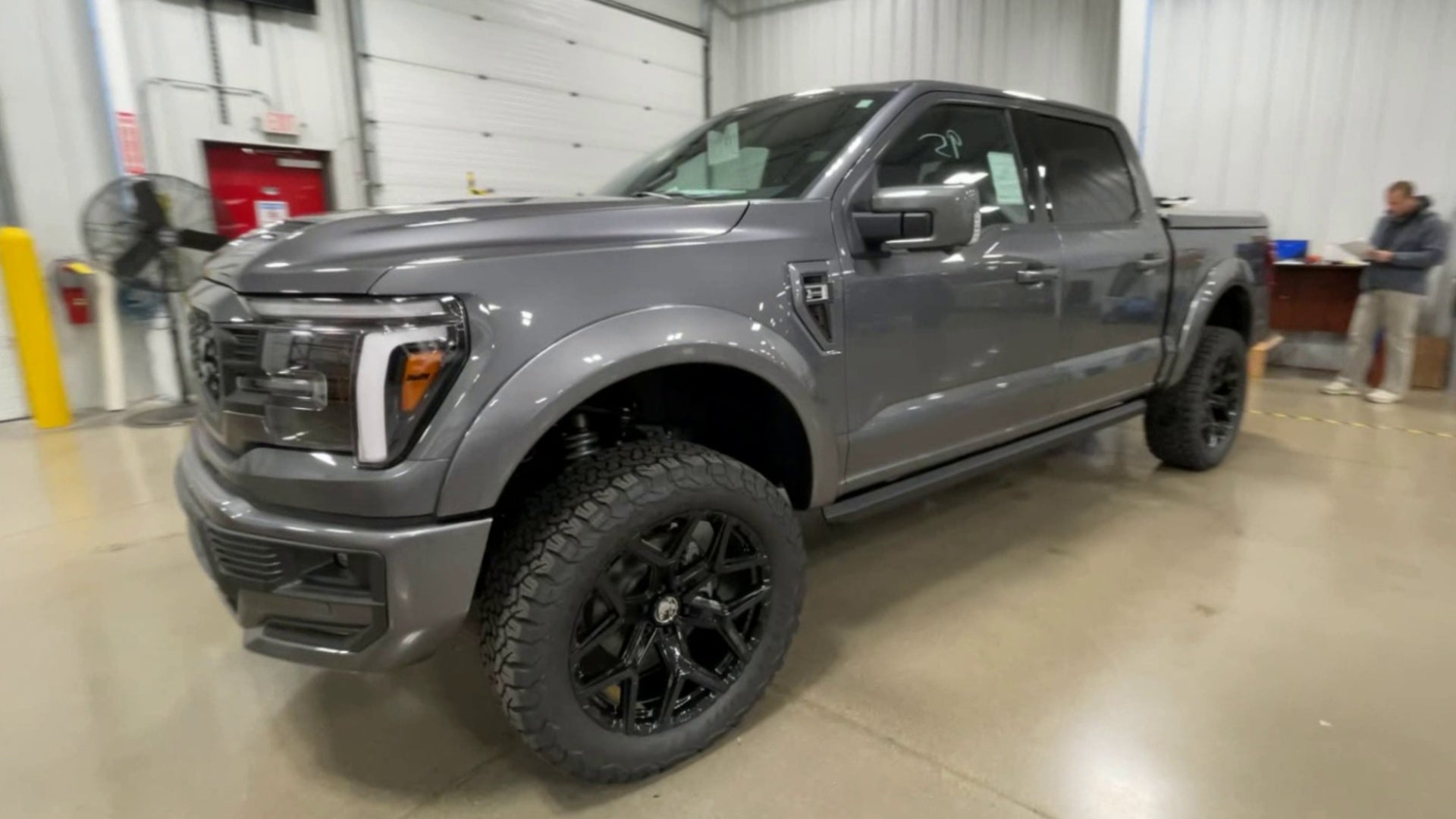 Vehicle Image 4