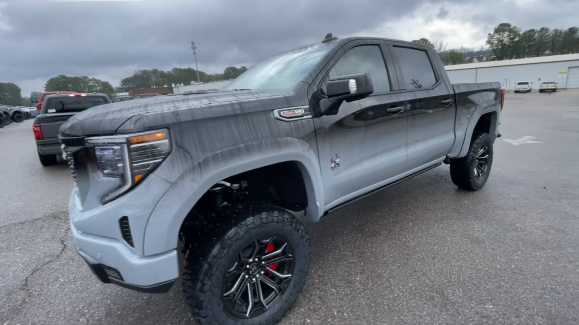 Vehicle Image 4