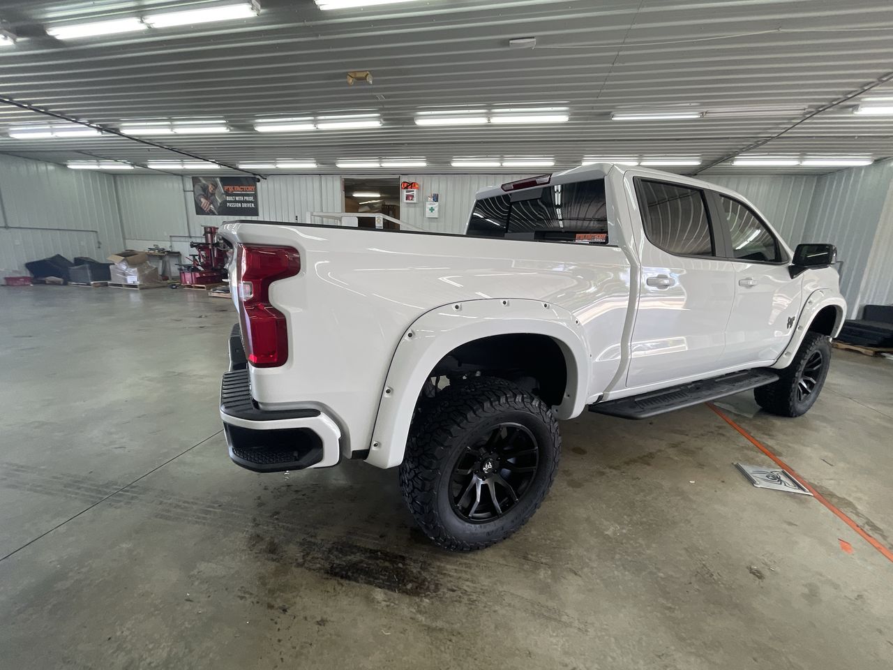 Vehicle Image 7