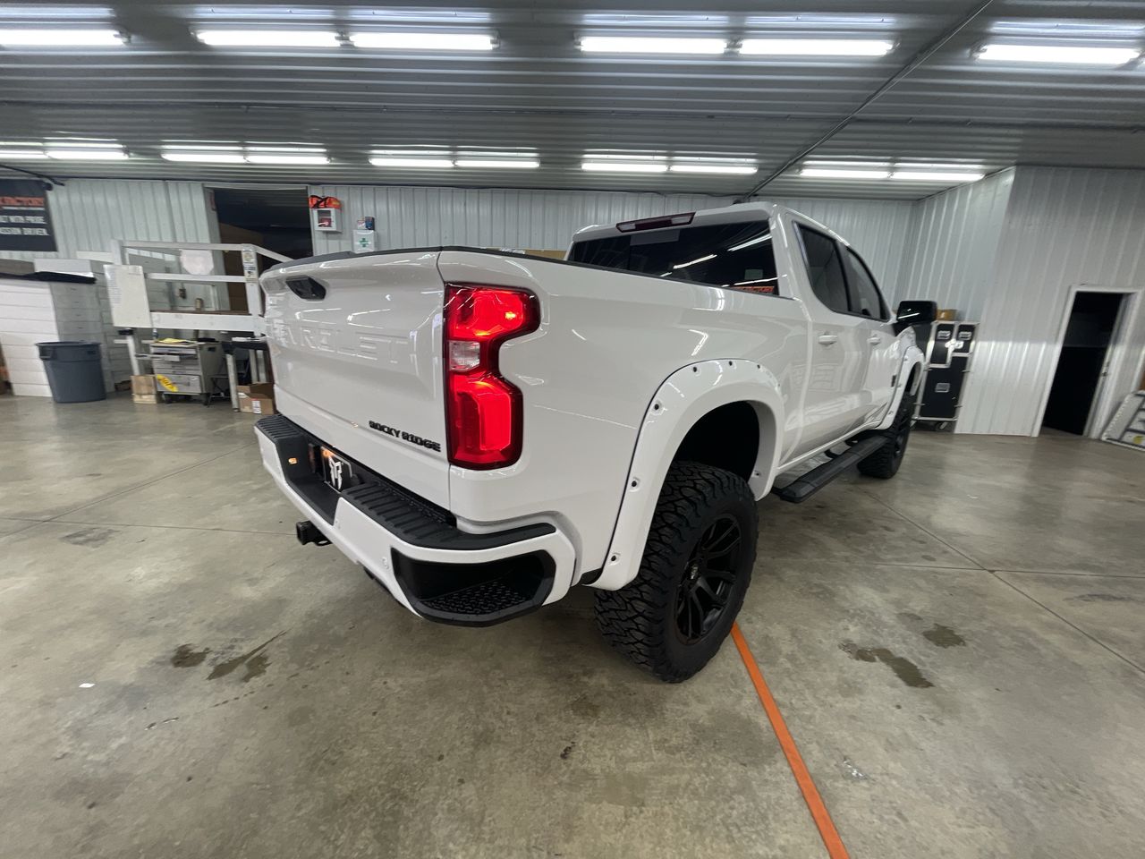 Vehicle Image 8