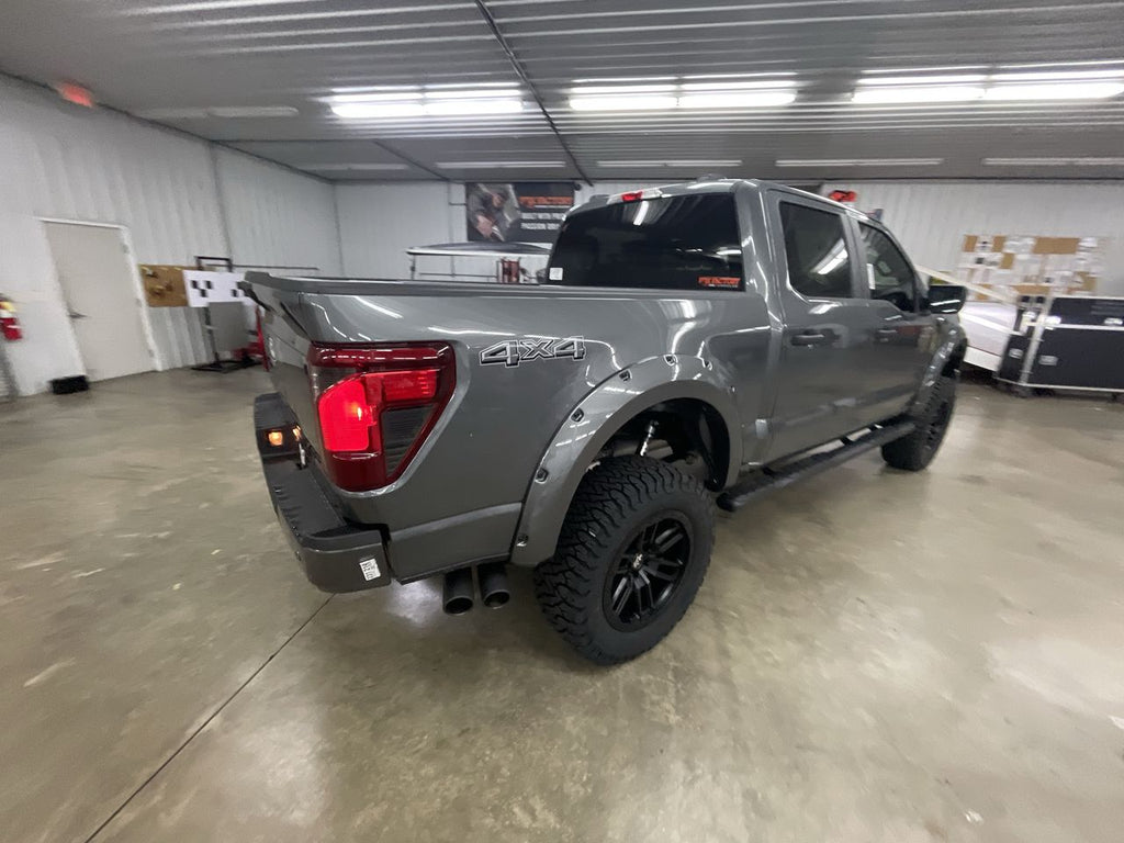Vehicle Image 8