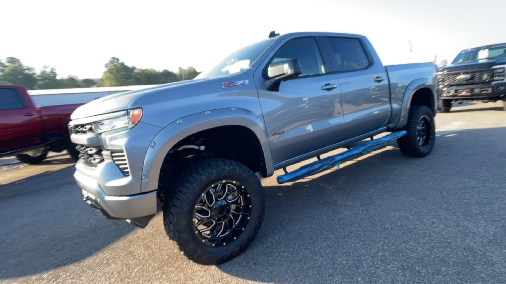 Vehicle Image 4