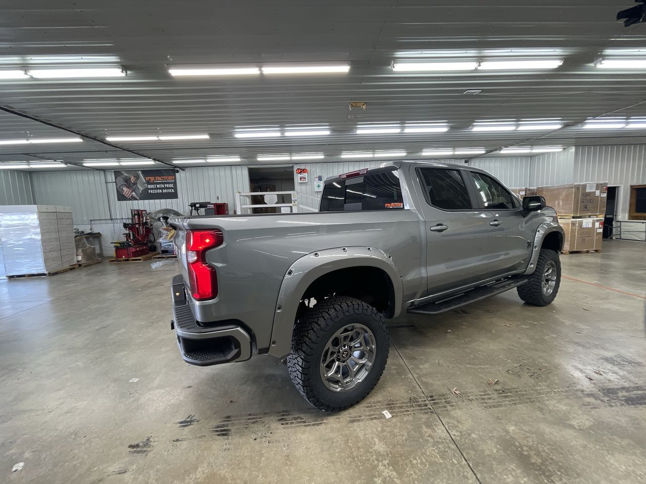 Vehicle Image 8