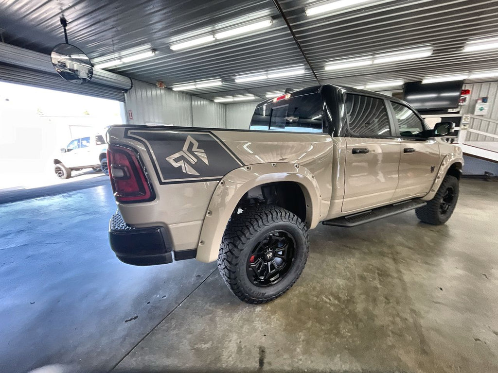 Vehicle Image 8
