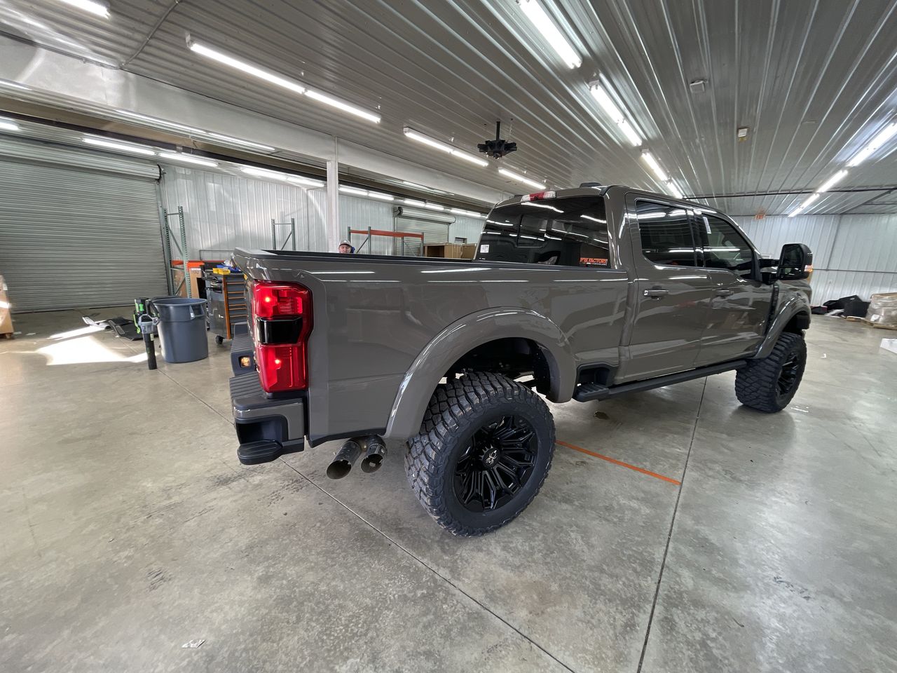 Vehicle Image 8