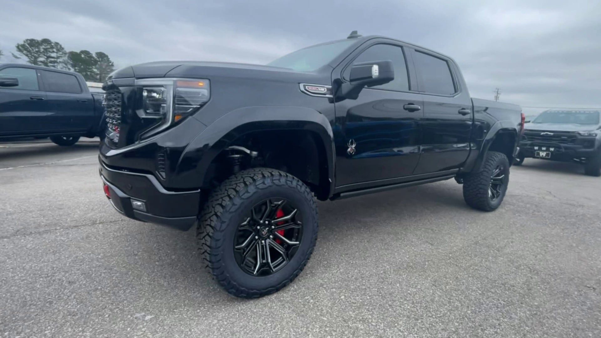 Vehicle Image 4