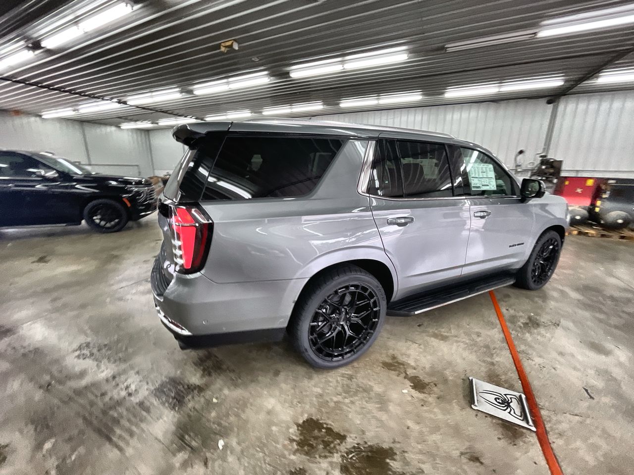 Vehicle Image 8