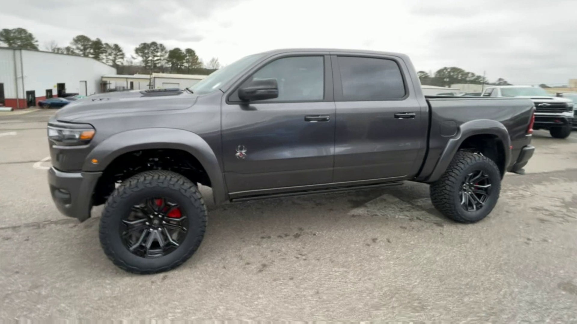 Vehicle Image 4