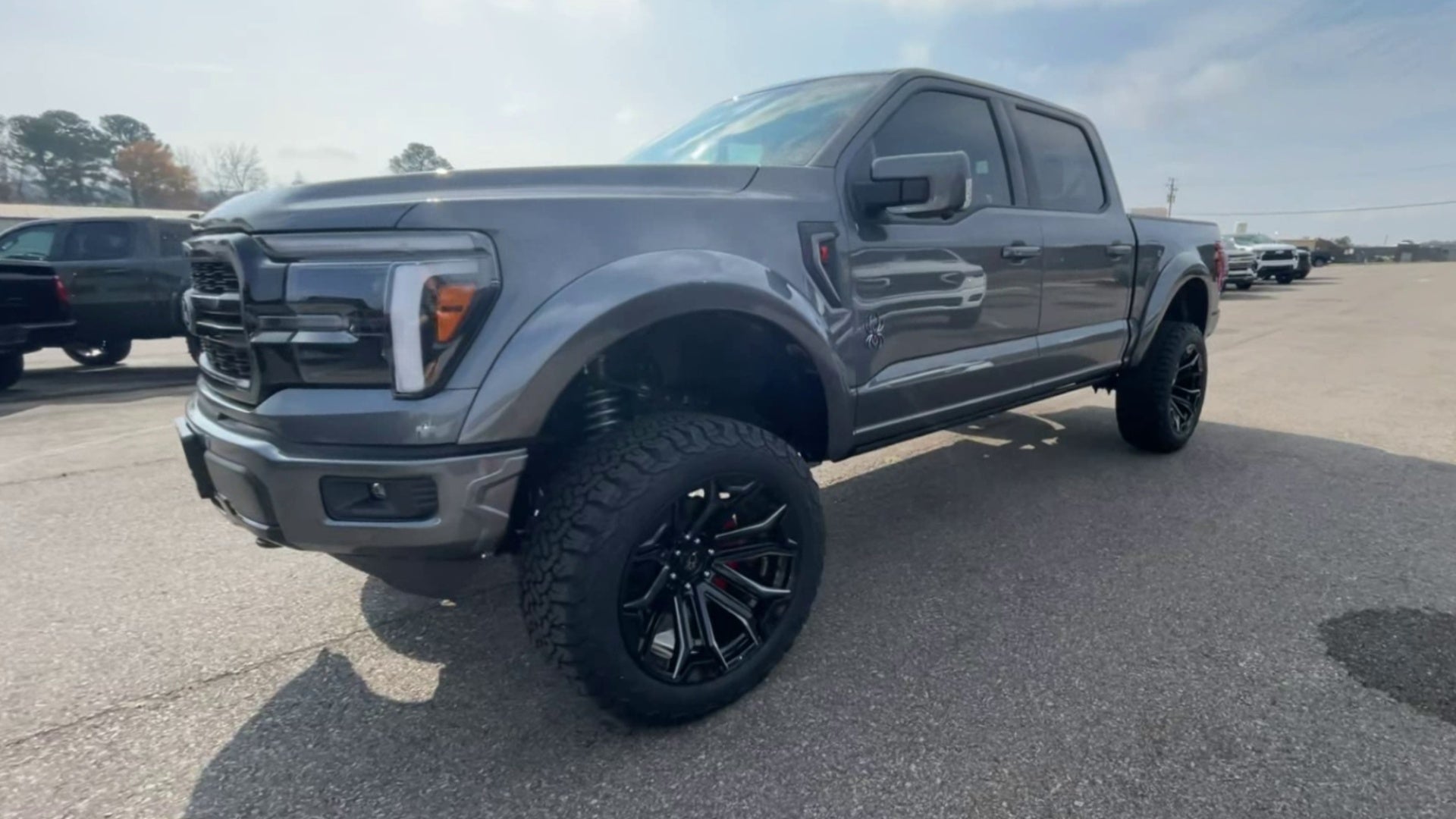 Vehicle Image 4