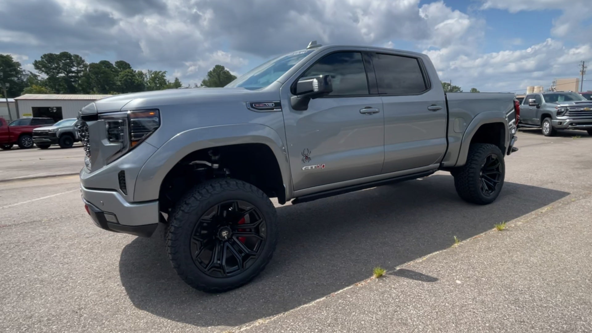 Vehicle Image 4