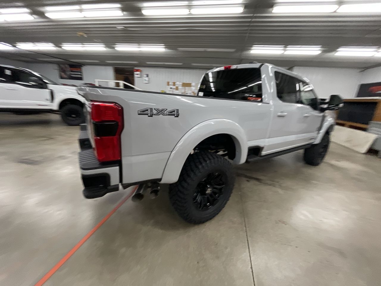 Vehicle Image 8