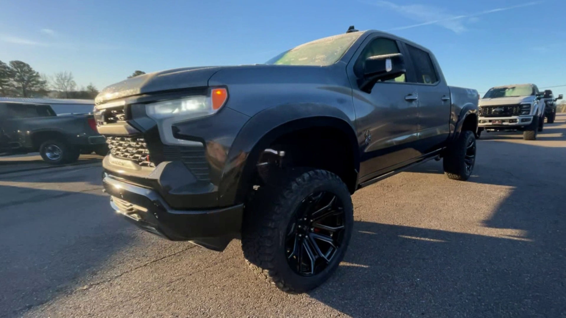 Vehicle Image 4
