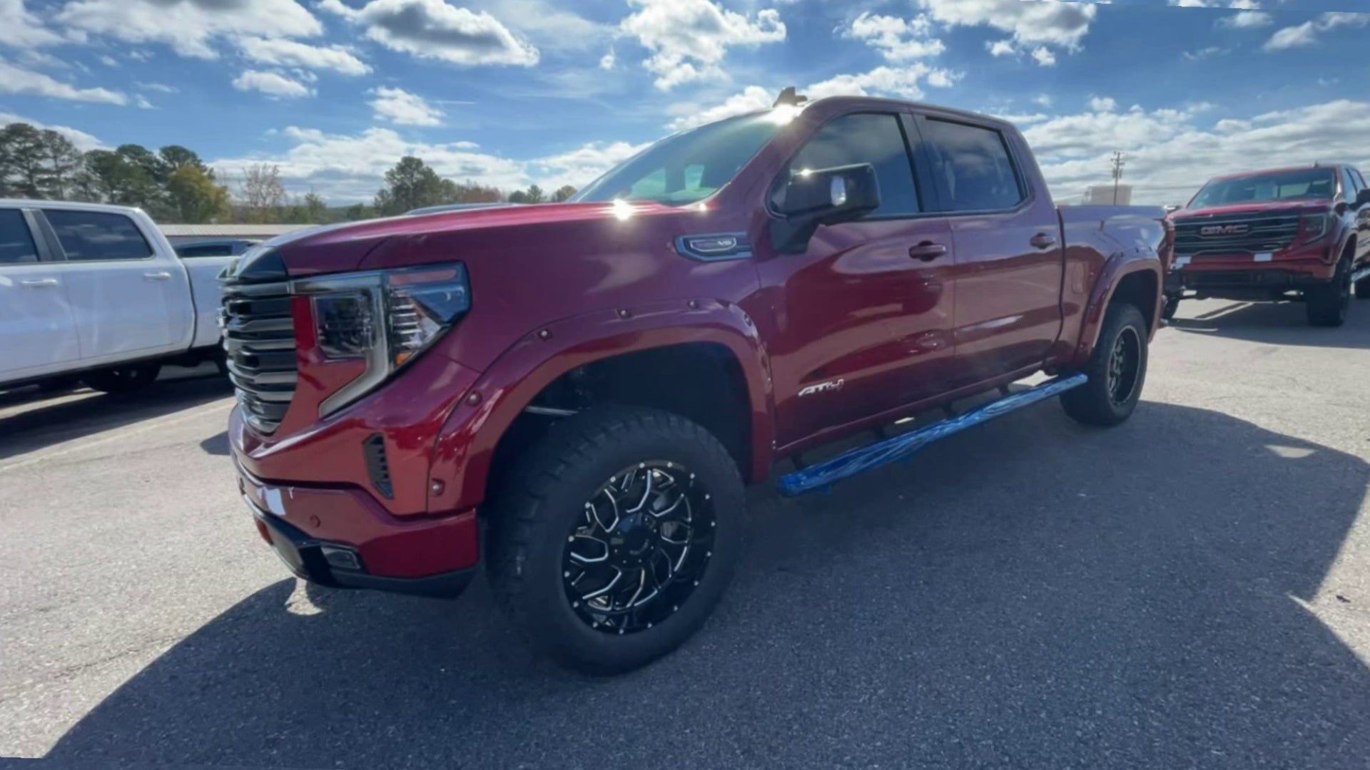 Vehicle Image 4