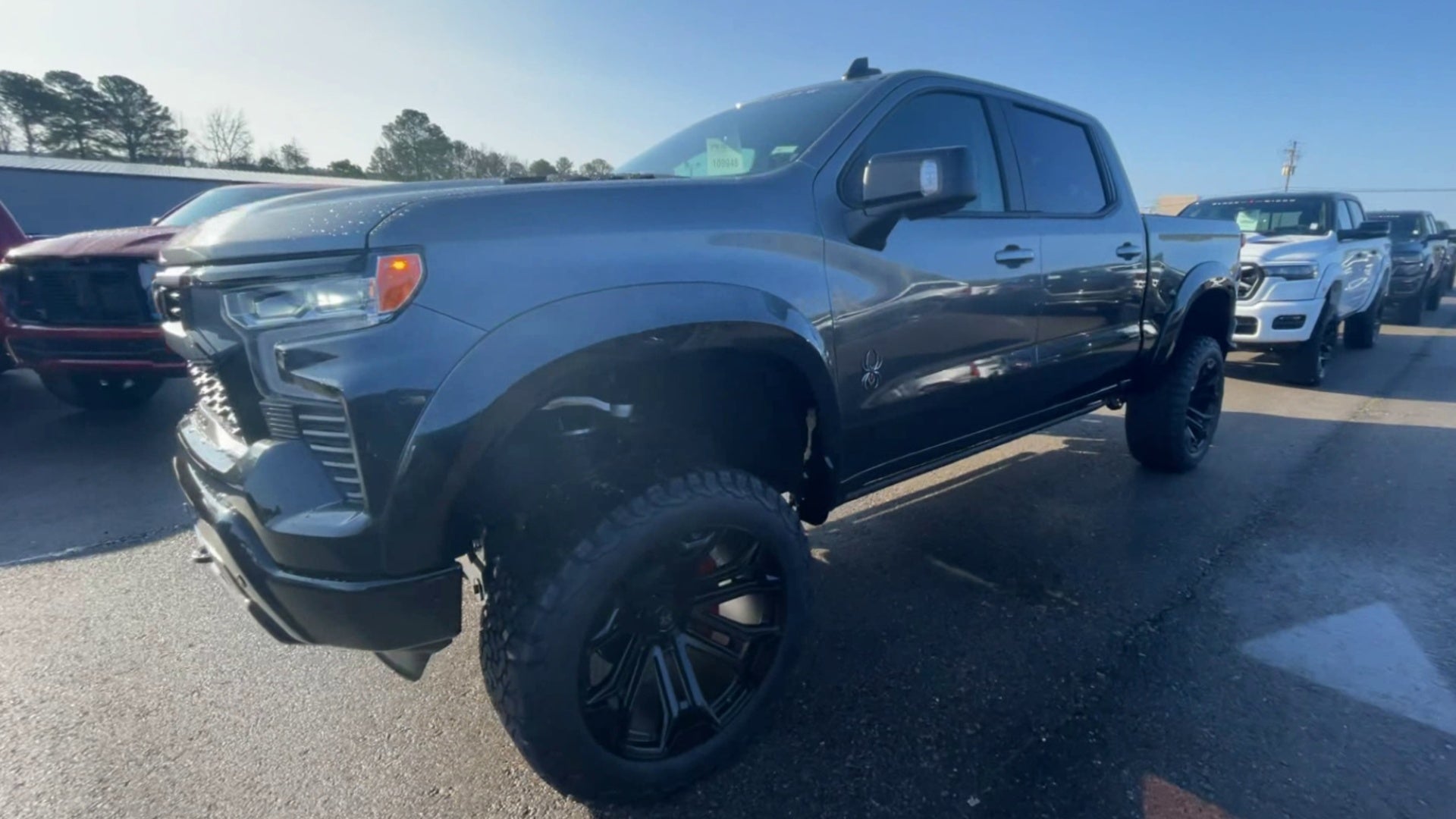 Vehicle Image 4