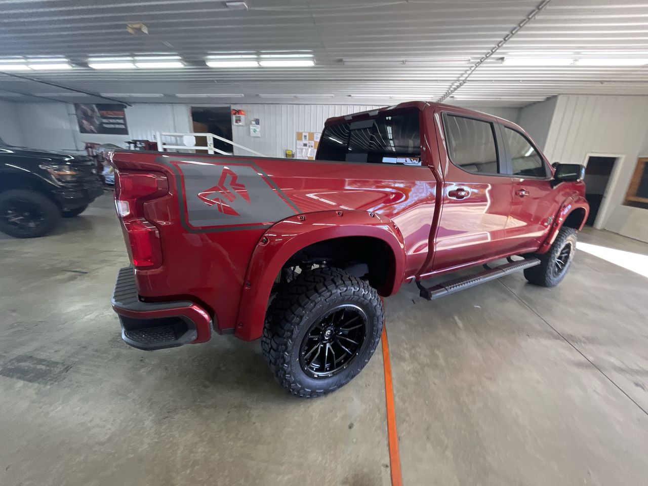 Vehicle Image 8