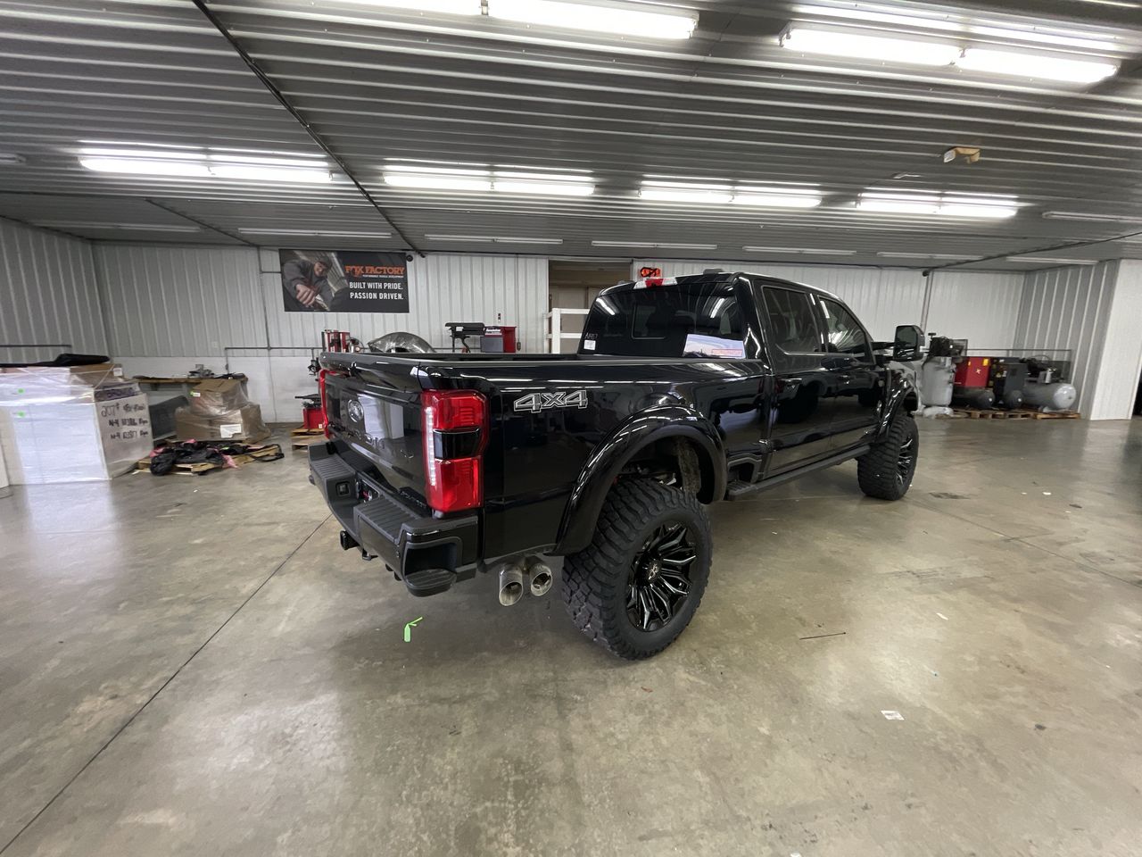 Vehicle Image 8