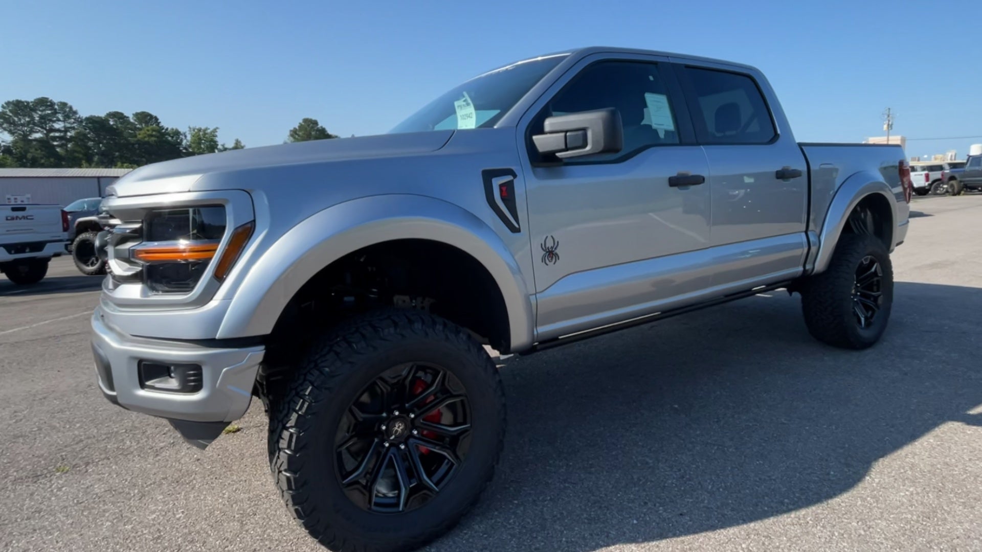 Vehicle Image 4