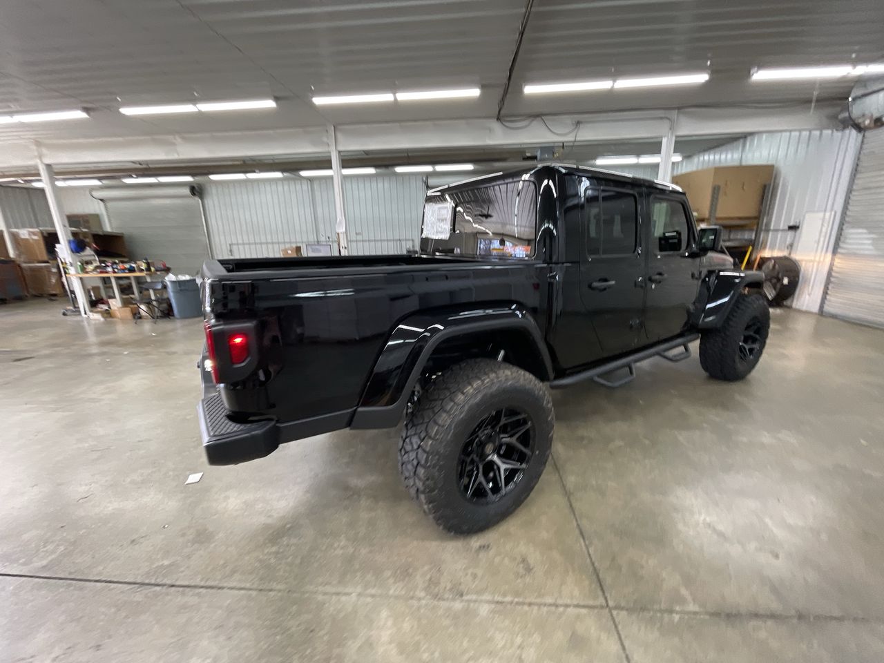 Vehicle Image 8