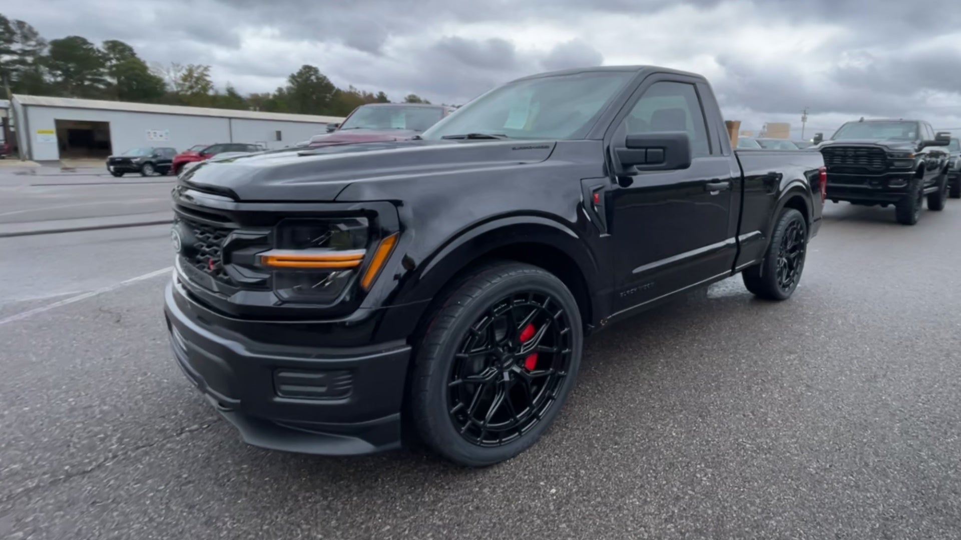 Vehicle Image 4