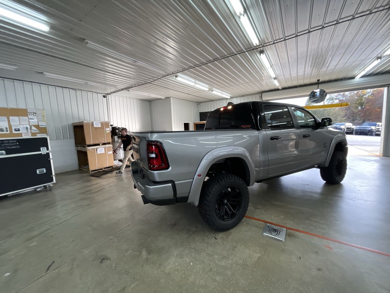 Vehicle Image 8