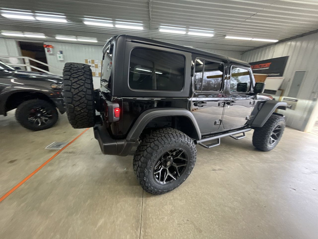 Vehicle Image 8