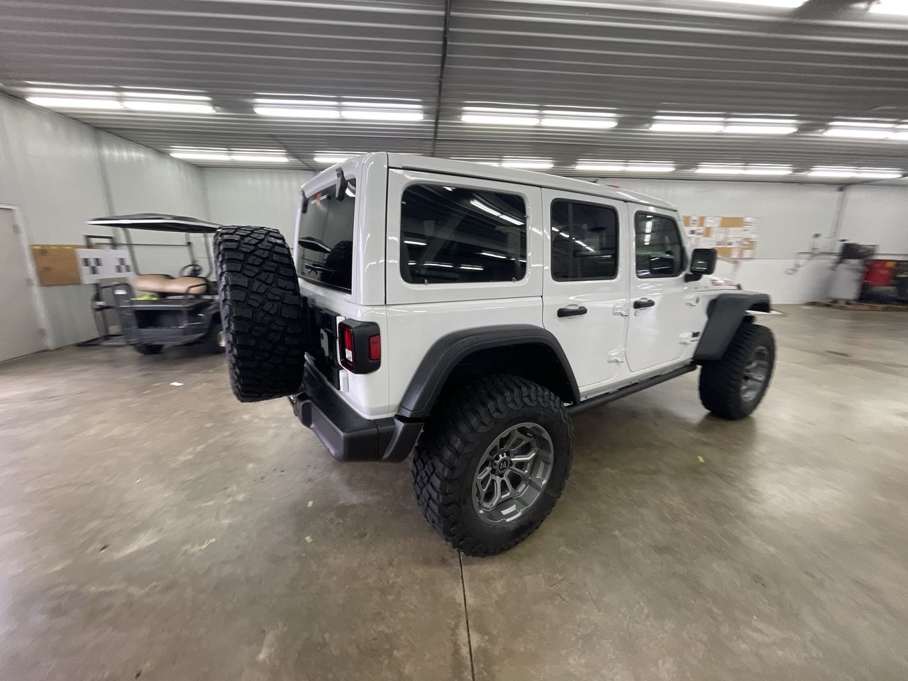Vehicle Image 7