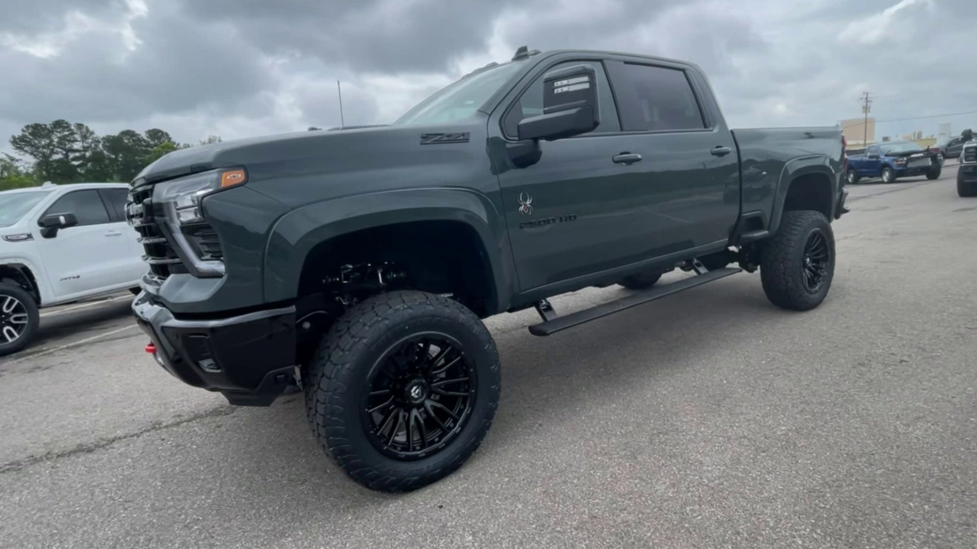 Vehicle Image 4