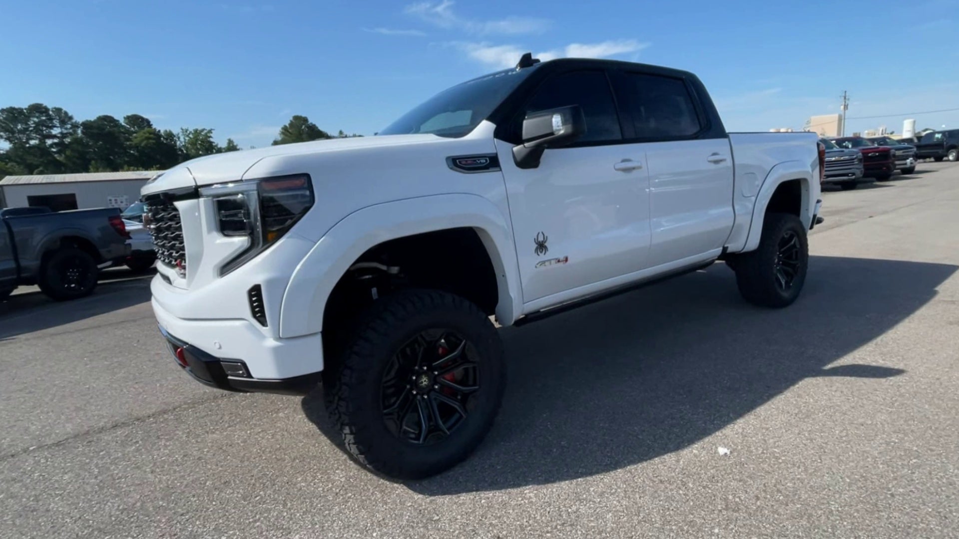 Vehicle Image 4
