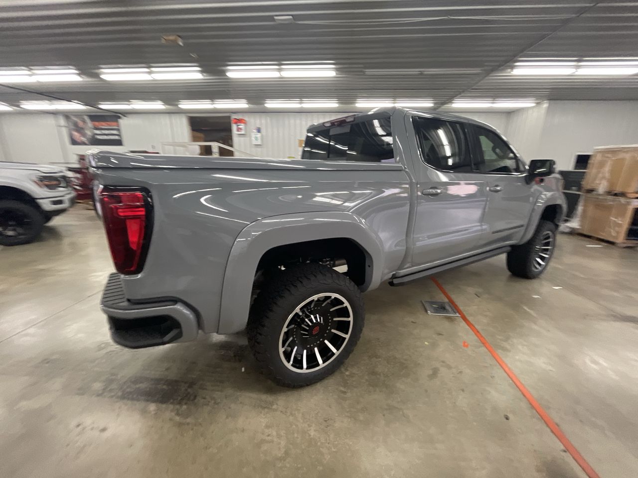 Vehicle Image 7