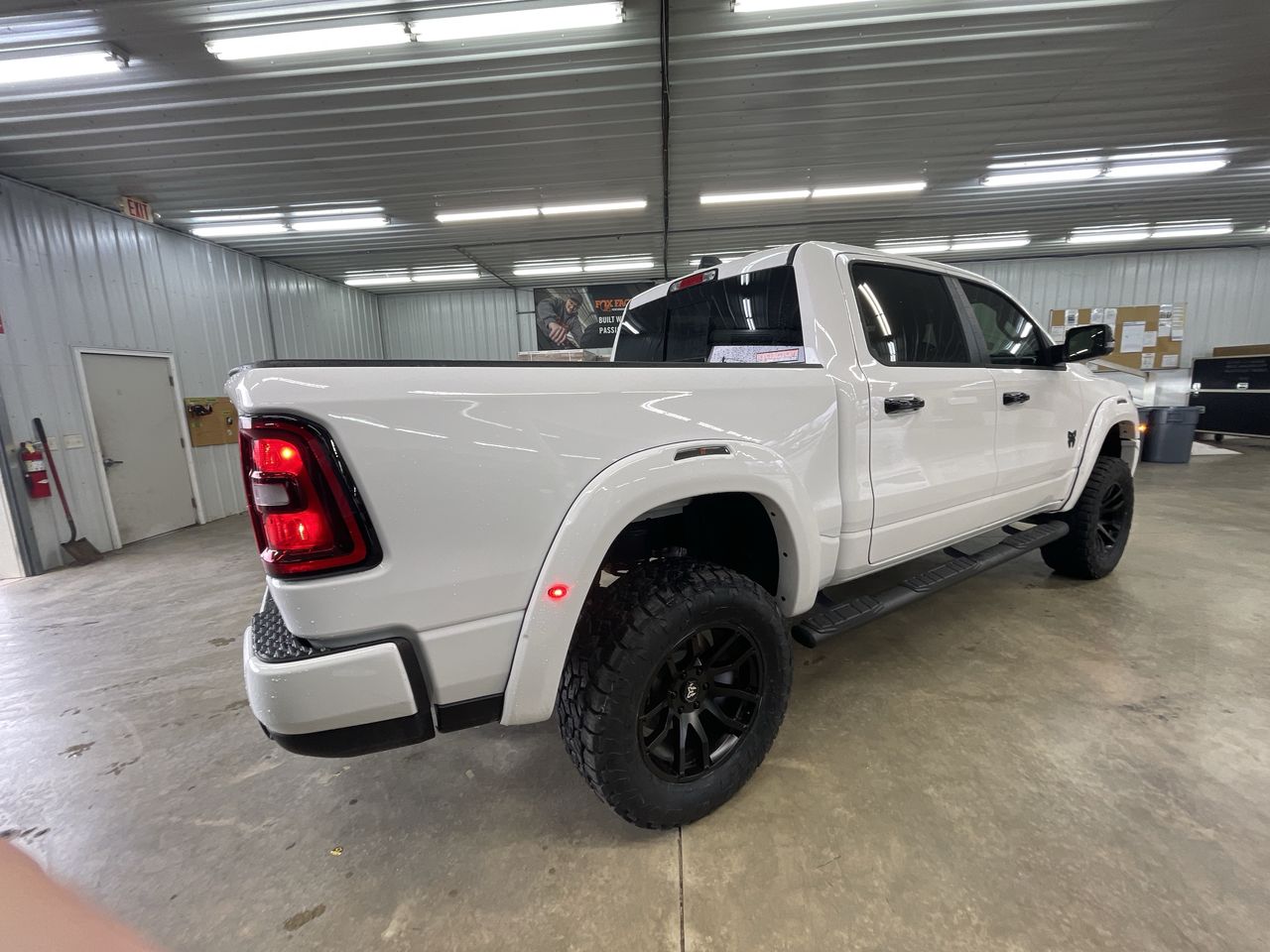 Vehicle Image 8