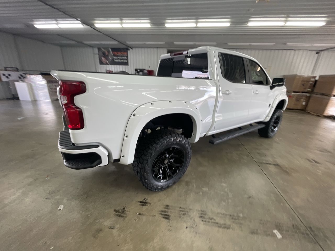 Vehicle Image 8